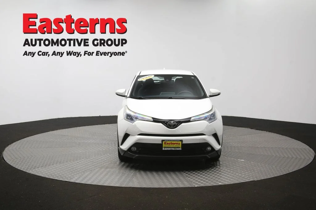 Used 2018 White Toyota XLE Premium image 52