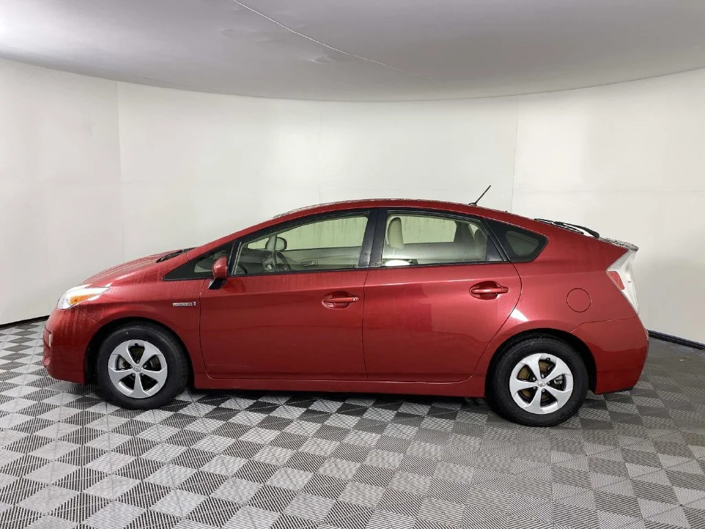 Used 2012 Barcelona Red Metallic Toyota Two image 5