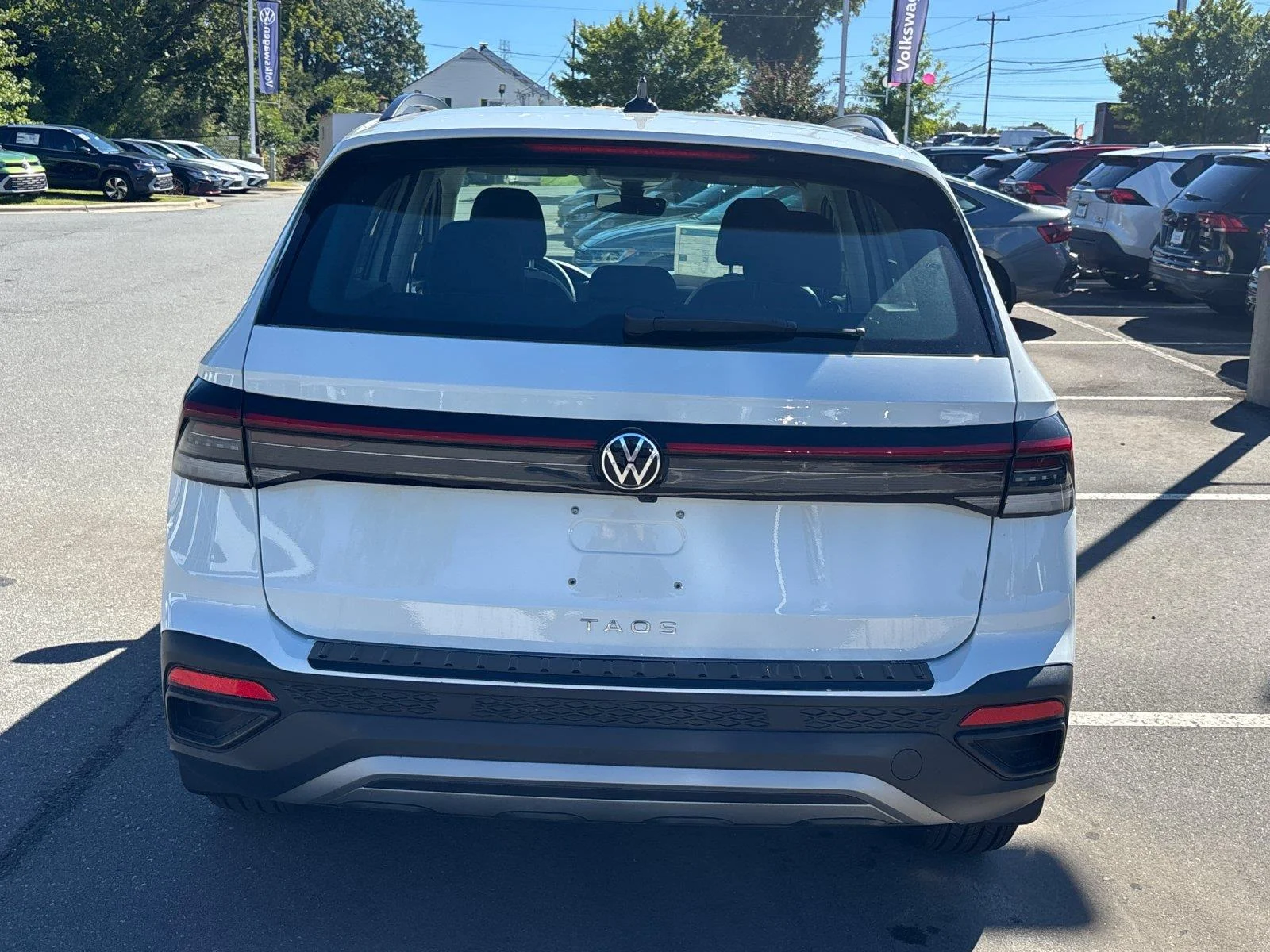 New 2027 Pure White Volkswagen S image 4
