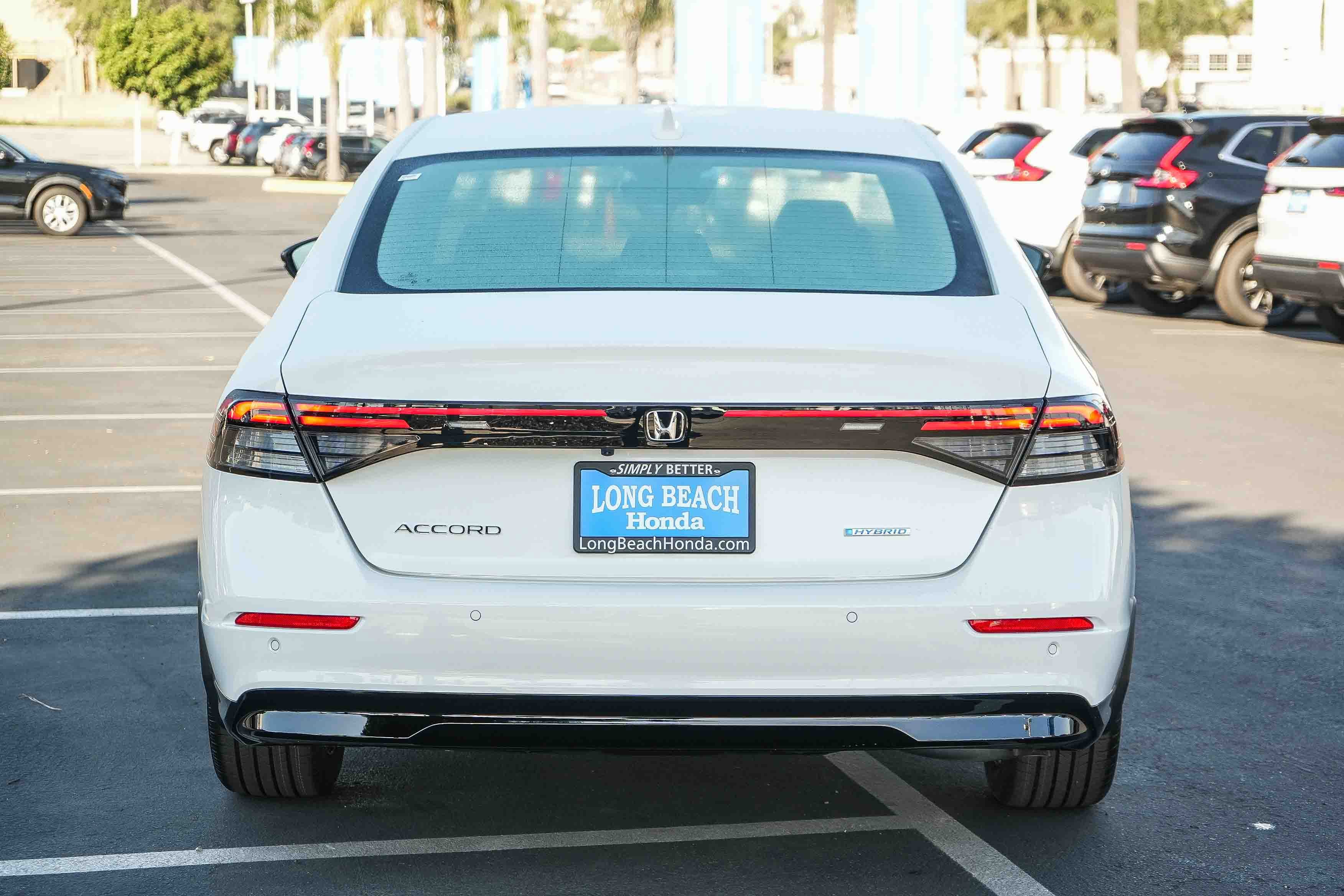 New 2026 Platinum White Pearl Honda EX-L image 7