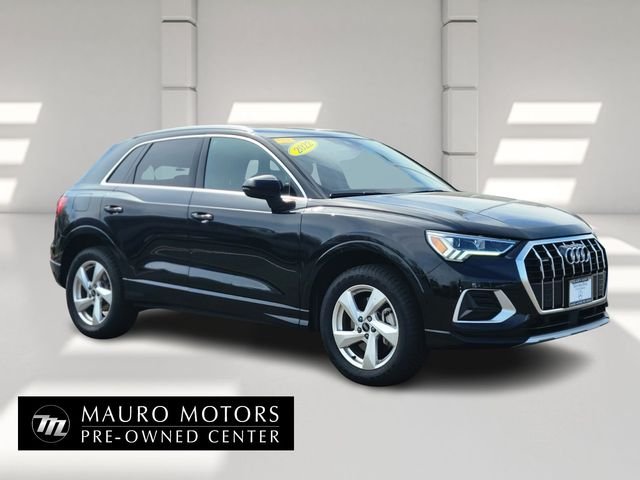 2022 Audi Q3 40 TFSI Premium Plus quattro's photo