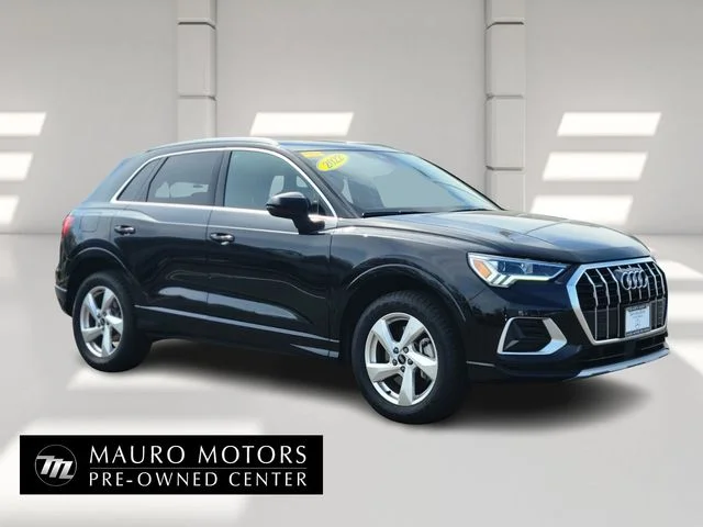 2022 Audi Q3 40 TFSI Premium Plus quattro's photo
