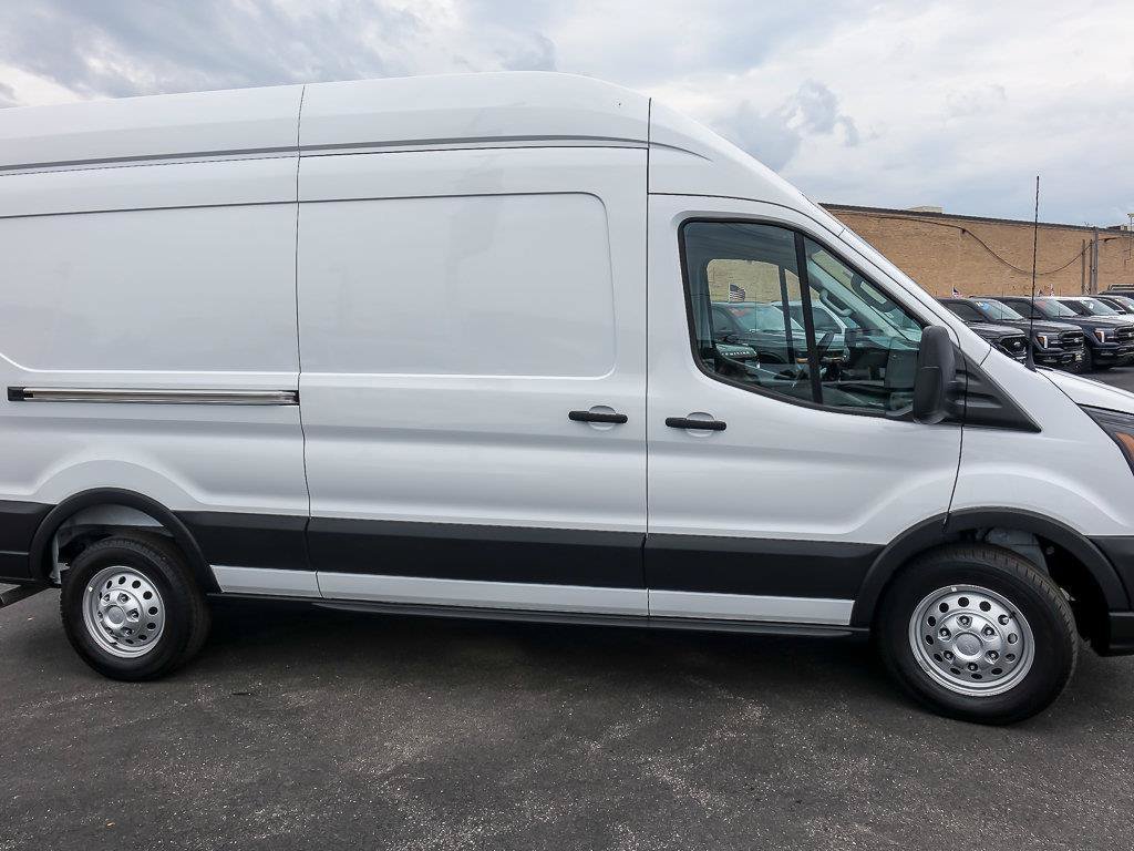 Used 2026 Oxford White Ford T-250 148 Hi Rf image 11