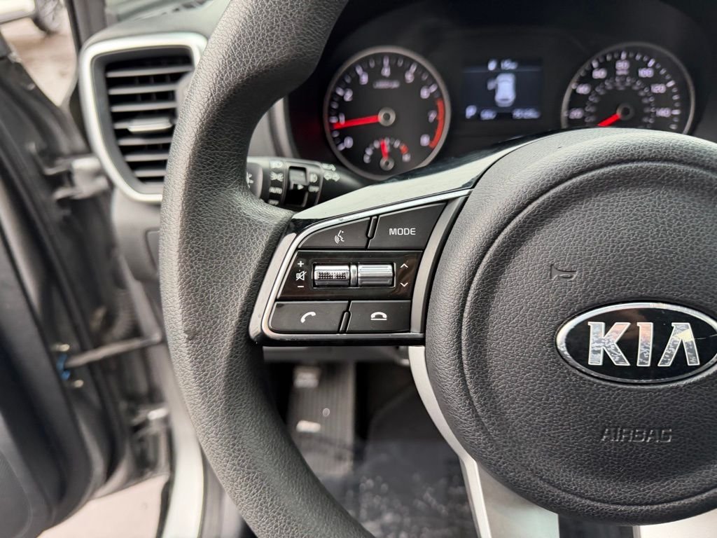 2021 Kia Sportage LX - Photo 17