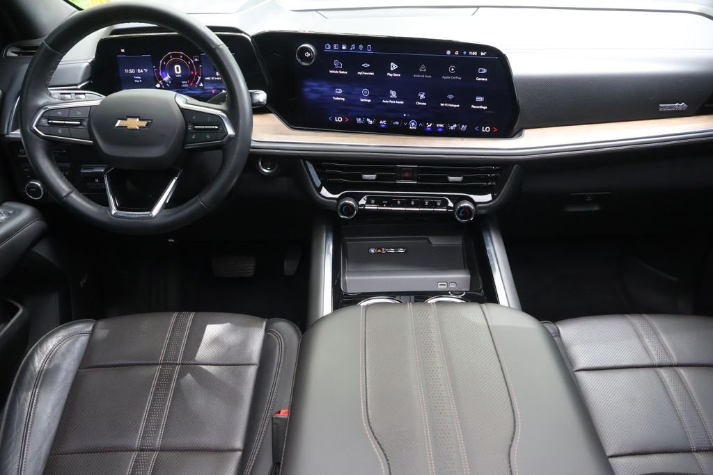 Used 2025 Black Chevrolet High Country image 18