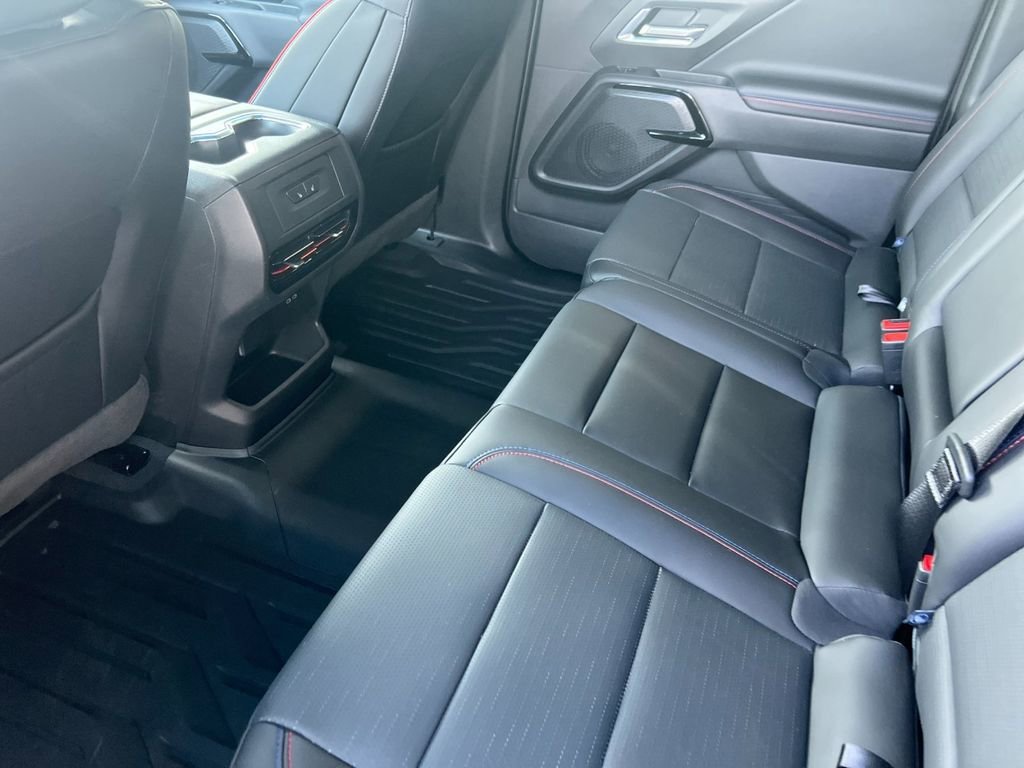 2025 Chevrolet Silverado EV RST - Photo 11