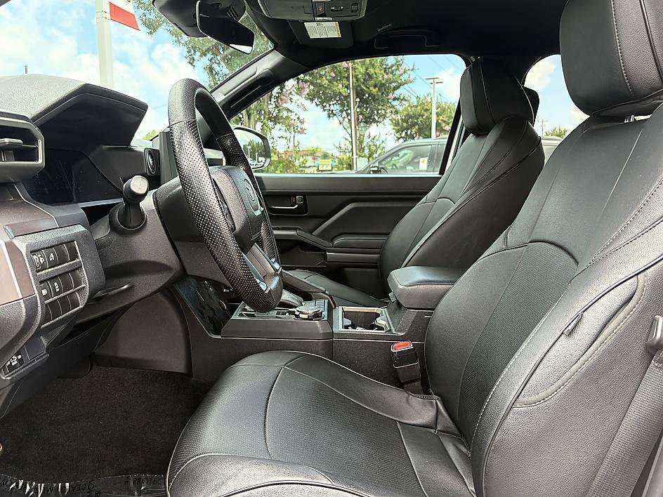Used 2024 Ice Toyota SR5 image 8
