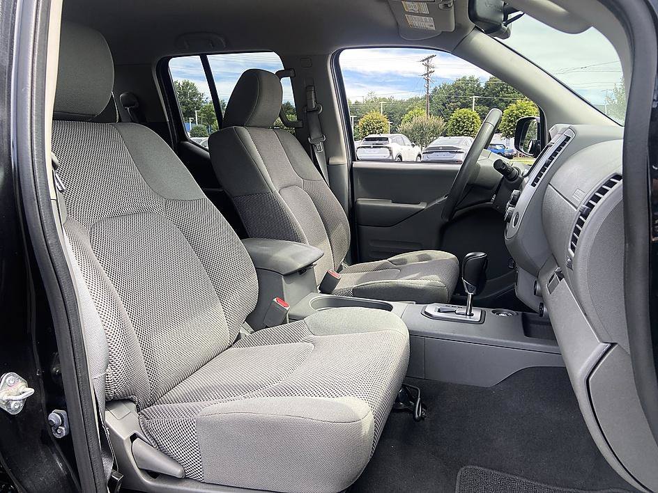 Used 2021 Magnetic Black Pearl Nissan SV image 17