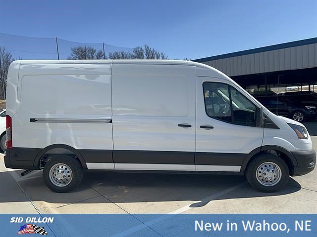 New 2026 Oxford White Ford T-250 148 Med Rf 9150 GVWR AWD image 6