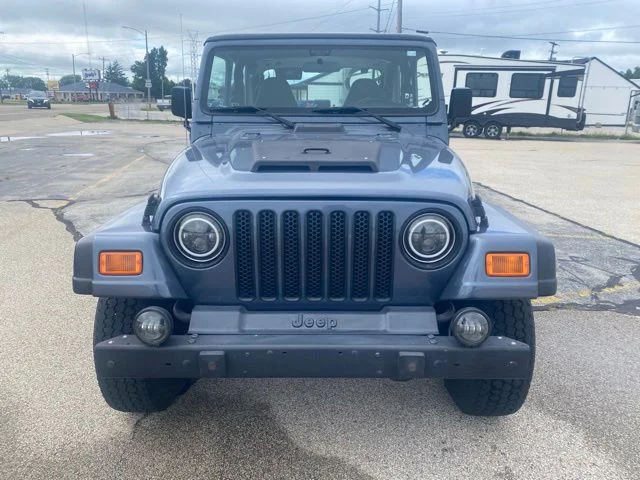 Used 2002 Blue Jeep SE image 3