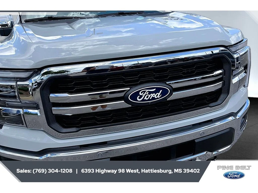 New 2026 Avalanche Ford Lariat® image 25