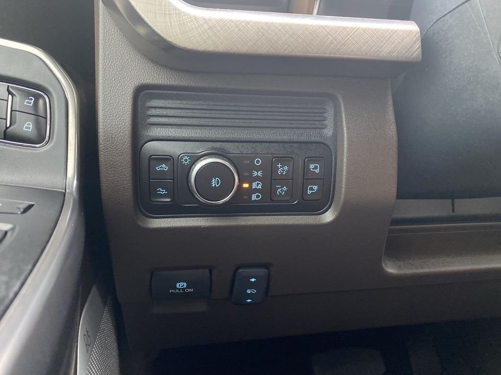 Used 2026 White Metallic Ford King Ranch image 19
