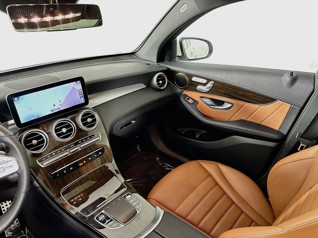 Certified Used 2023 White Mercedes-Benz GLC 300 Coupe image 23