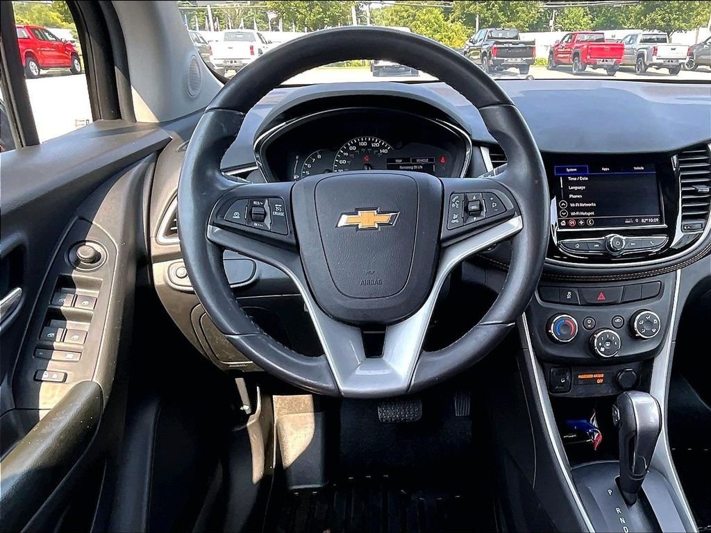 Used 2021 Red Chevrolet LT image 17