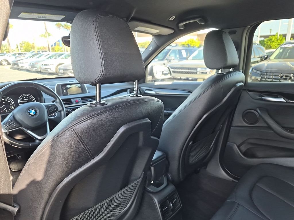 Used 2018 Gray BMW sDrive28i image 27