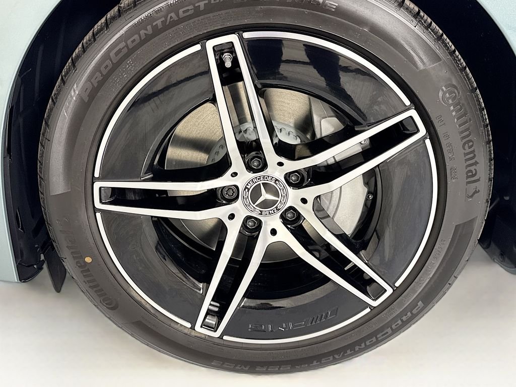 New 2026 Verde Silver Metallic Mercedes-Benz E 350 image 31