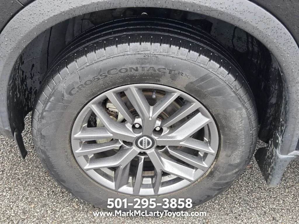 Used 2021 Black Nissan S image 15