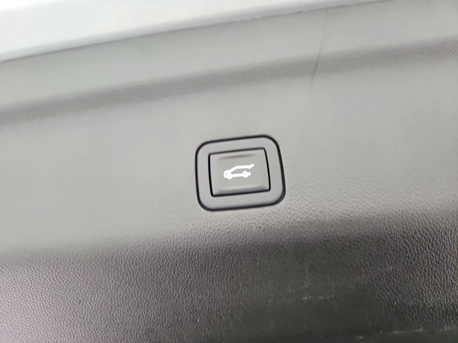 Used 2023 Sterling Metallic GMC Denali image 41