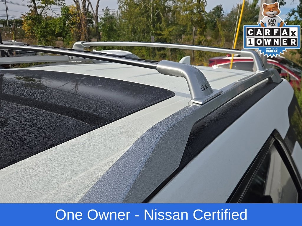 Used 2024 White Nissan Platinum image 6