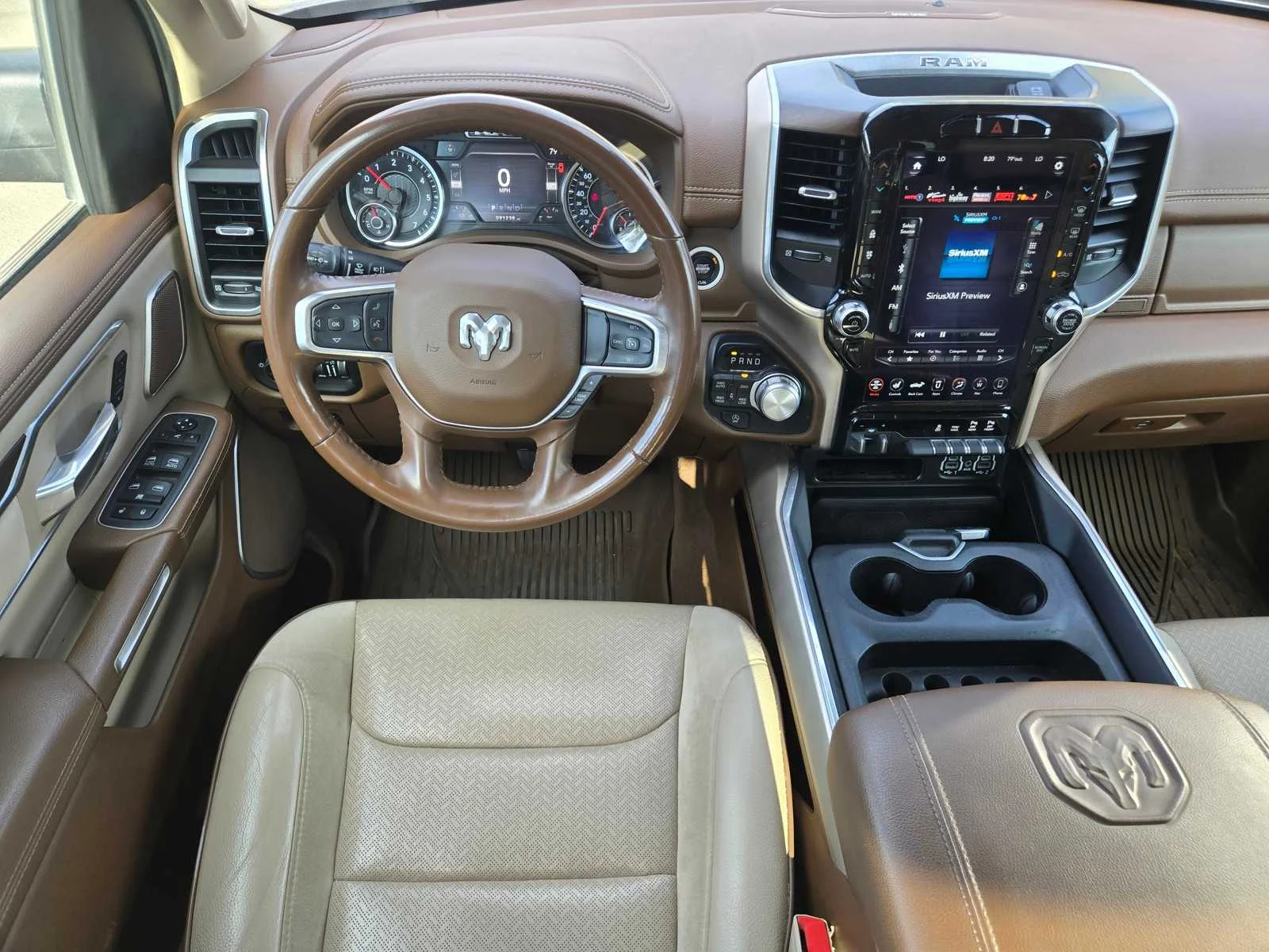Used 2021  Ram Laramie image 10