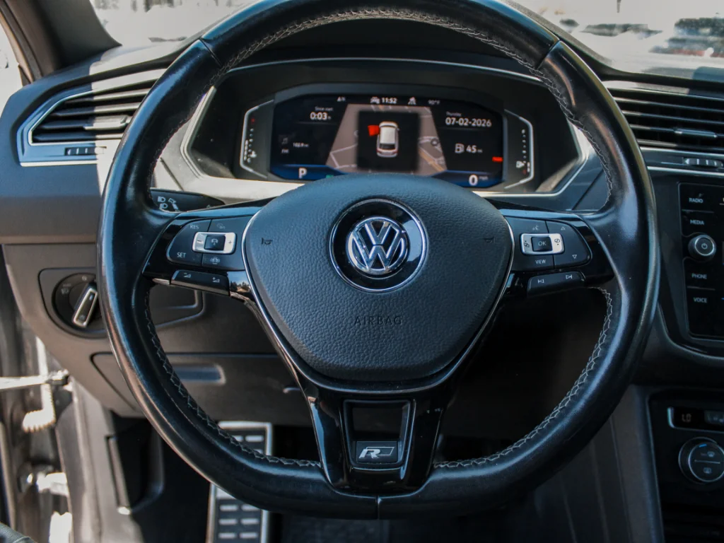 Used 2021 Platinum Gray Metallic Volkswagen SEL Premium R-Line image 15