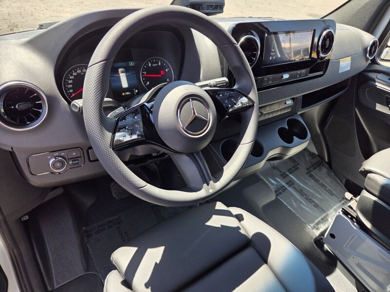 New 2026 Arctic White Mercedes-Benz  image 12