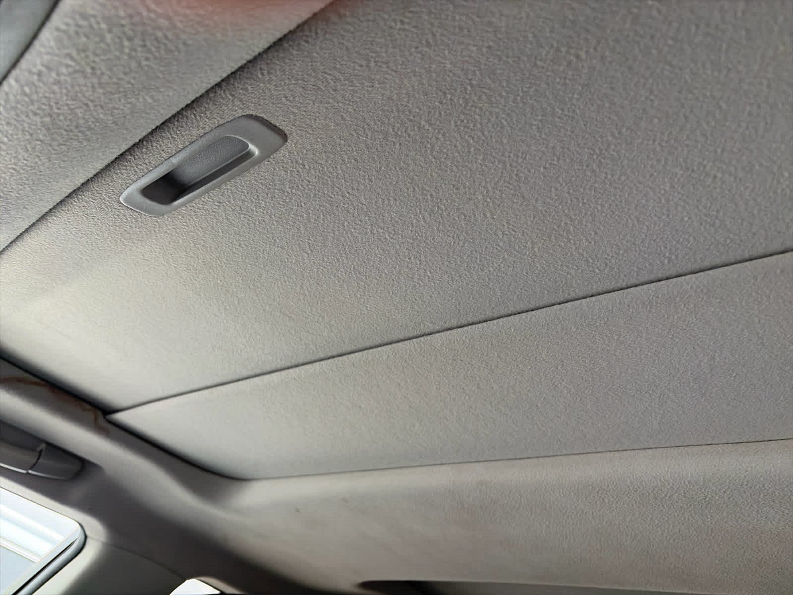 Used 2013 Blizzard Pearl Toyota LE image 6