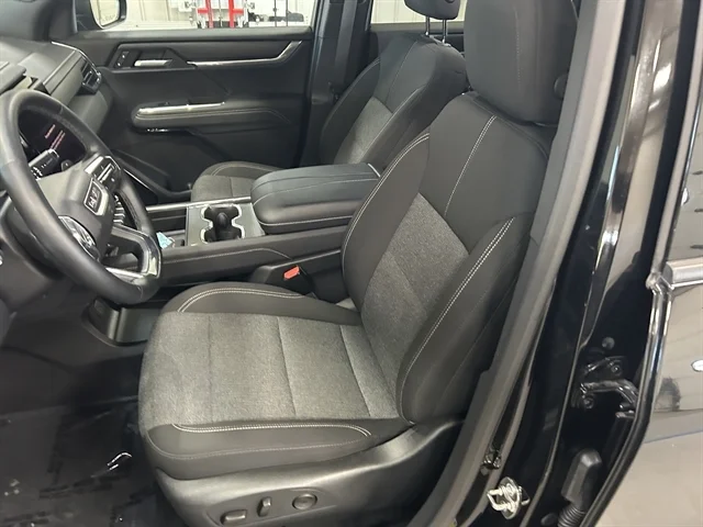 Used 2025 BLACK GMC FWD Elevation image 16