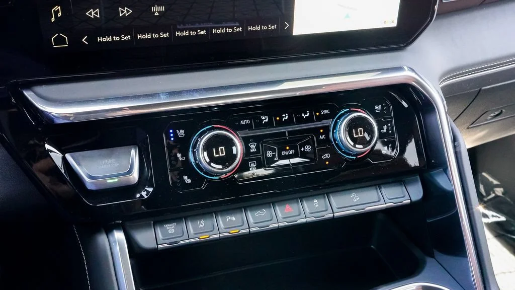 2026 GMC Sierra 2500HD Denali Ultimate - Photo 22