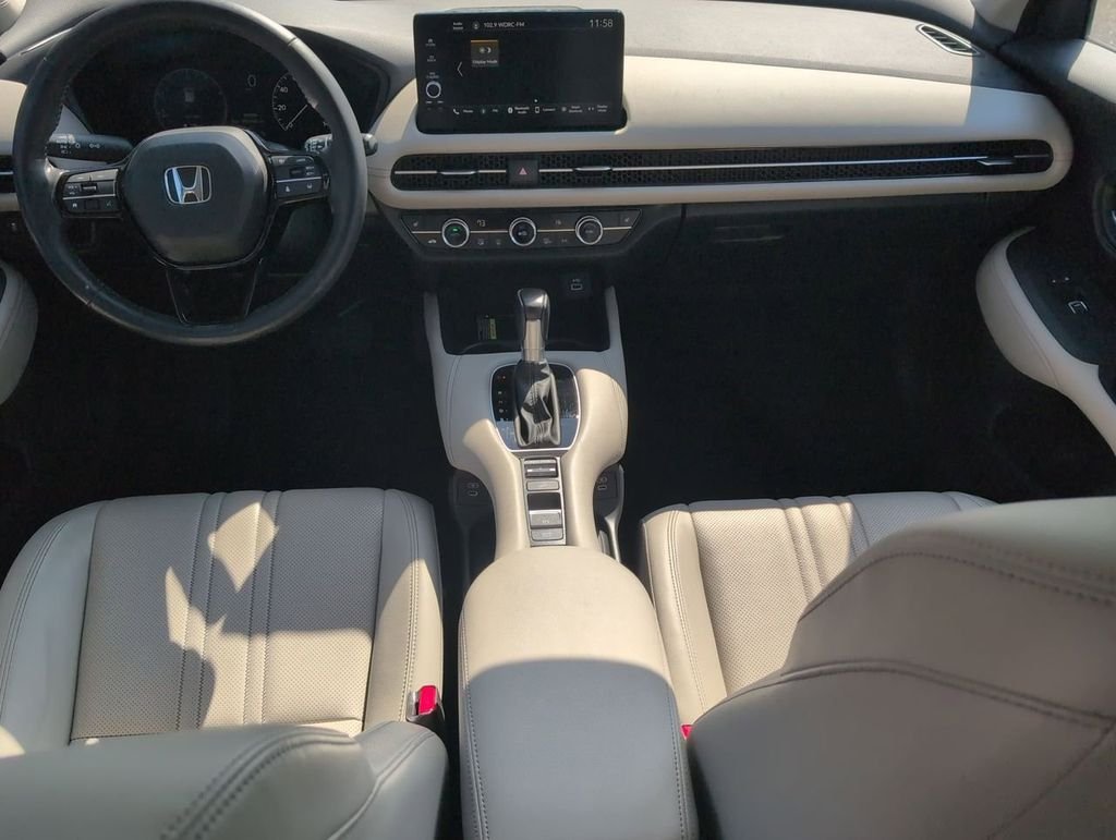 Used 2024 Silver Honda EX-L image 23