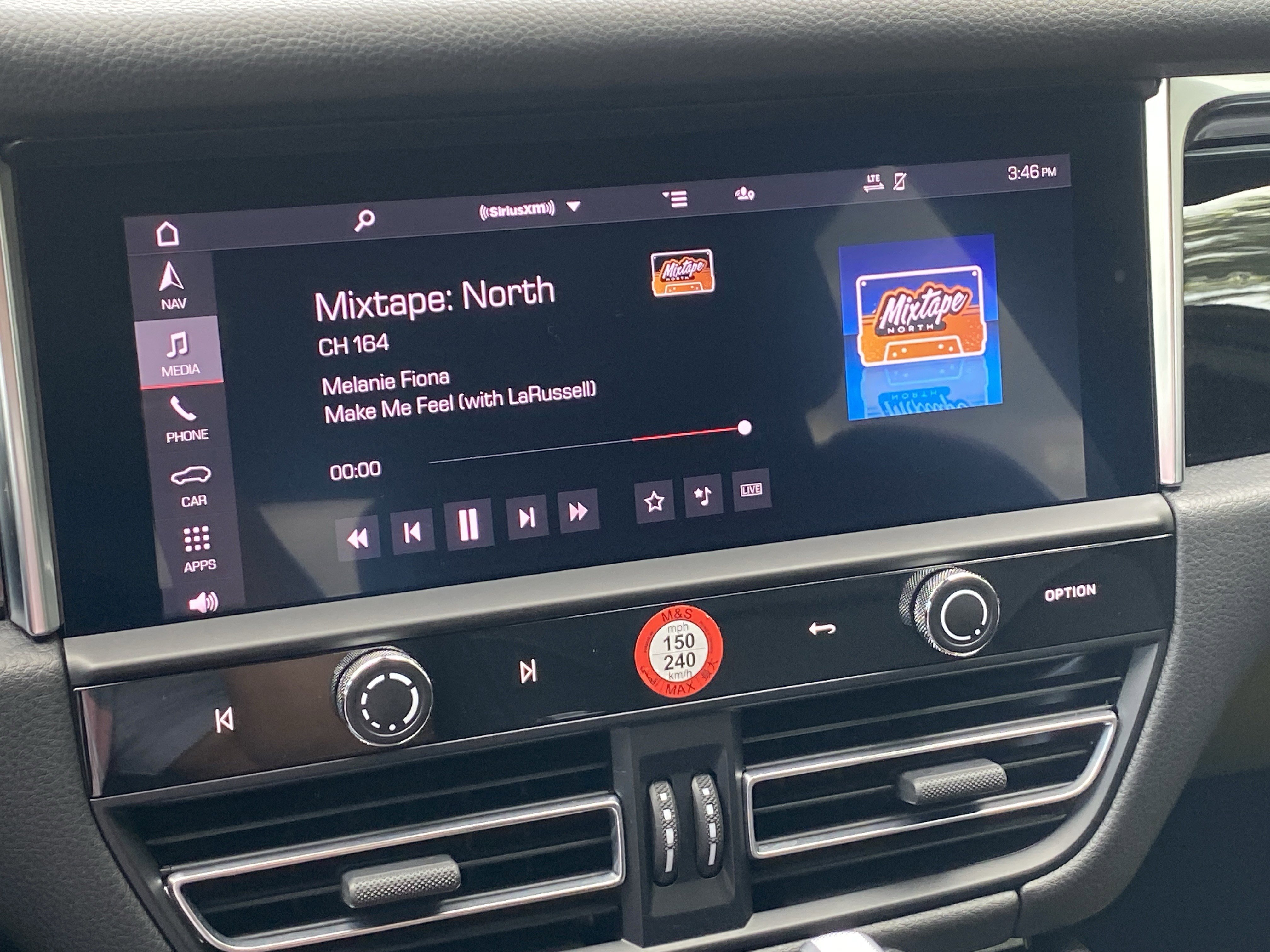 2024 Porsche Macan Base - Photo 23