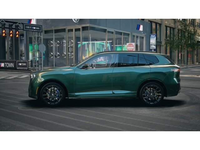 New 2027 Vancouver Green Metallic BMW 40 xDrive image 4