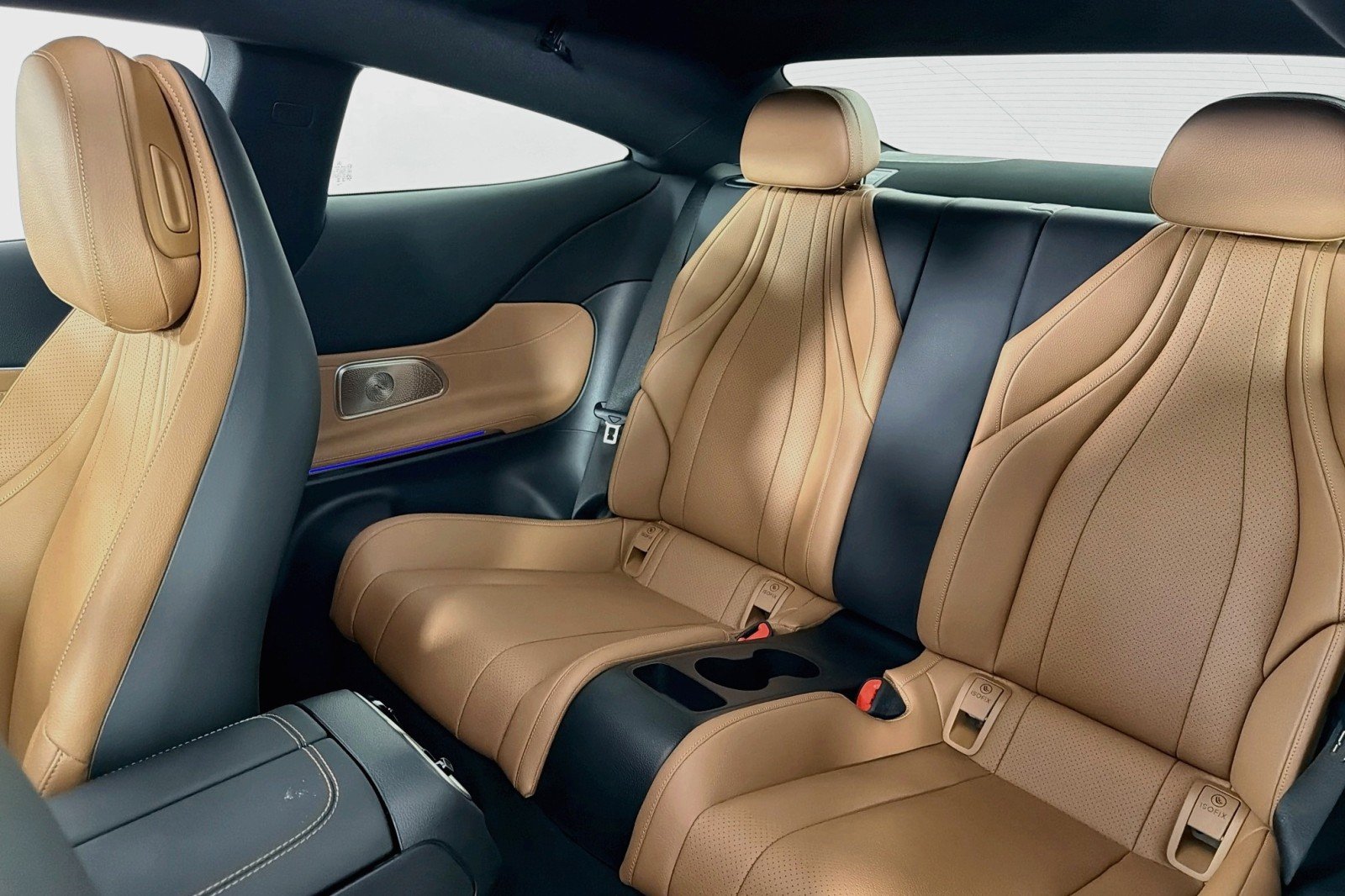 New 2027 Polar White Mercedes-Benz CLE 300 4MATIC® Coupe image 7
