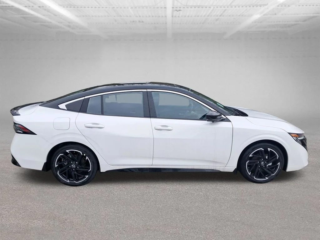 New 2026 White Nissan SR image 7