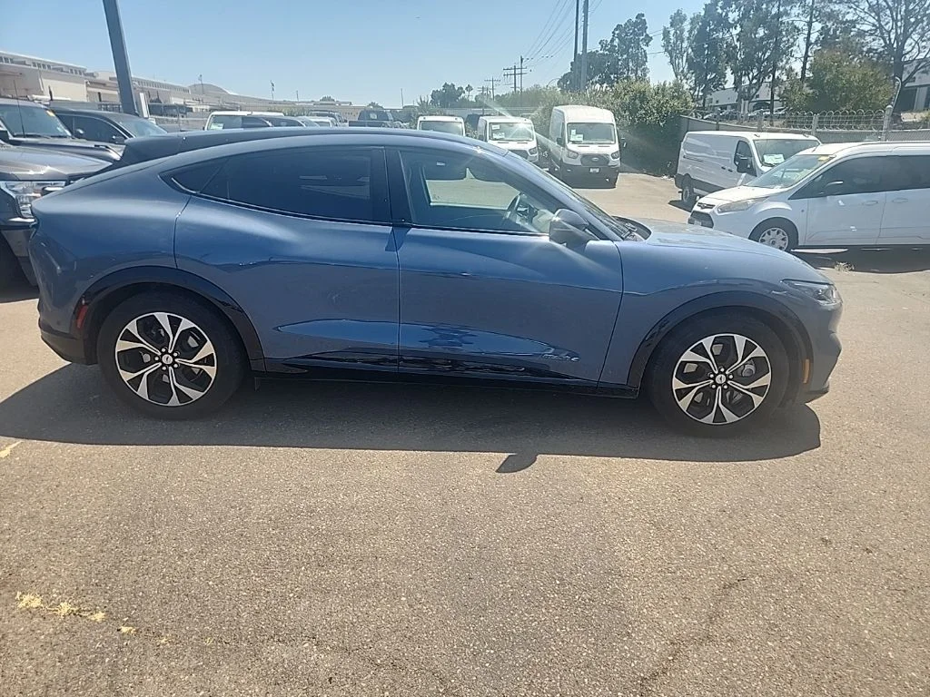 Used 2023 Blue Ford Premium image 16
