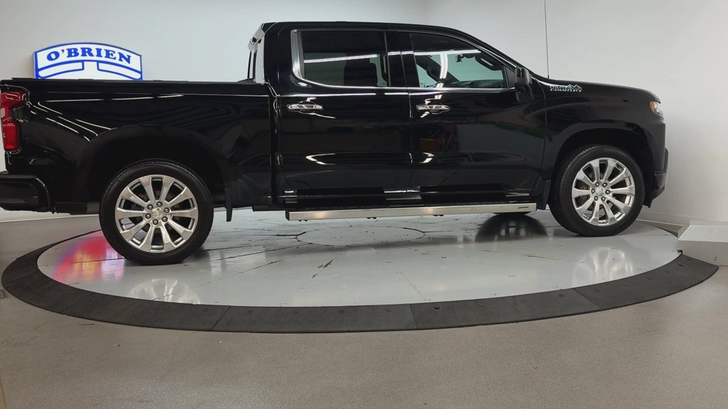 Used 2020 Black Chevrolet High Country image 4