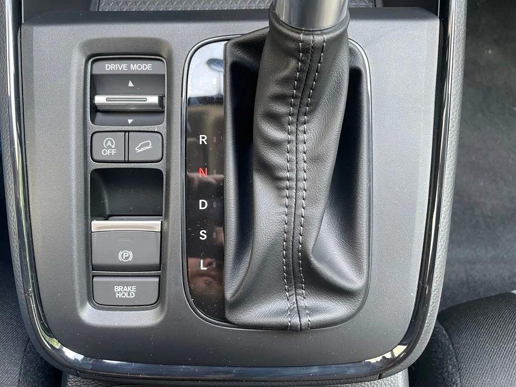 New 2026 White Honda LX image 20