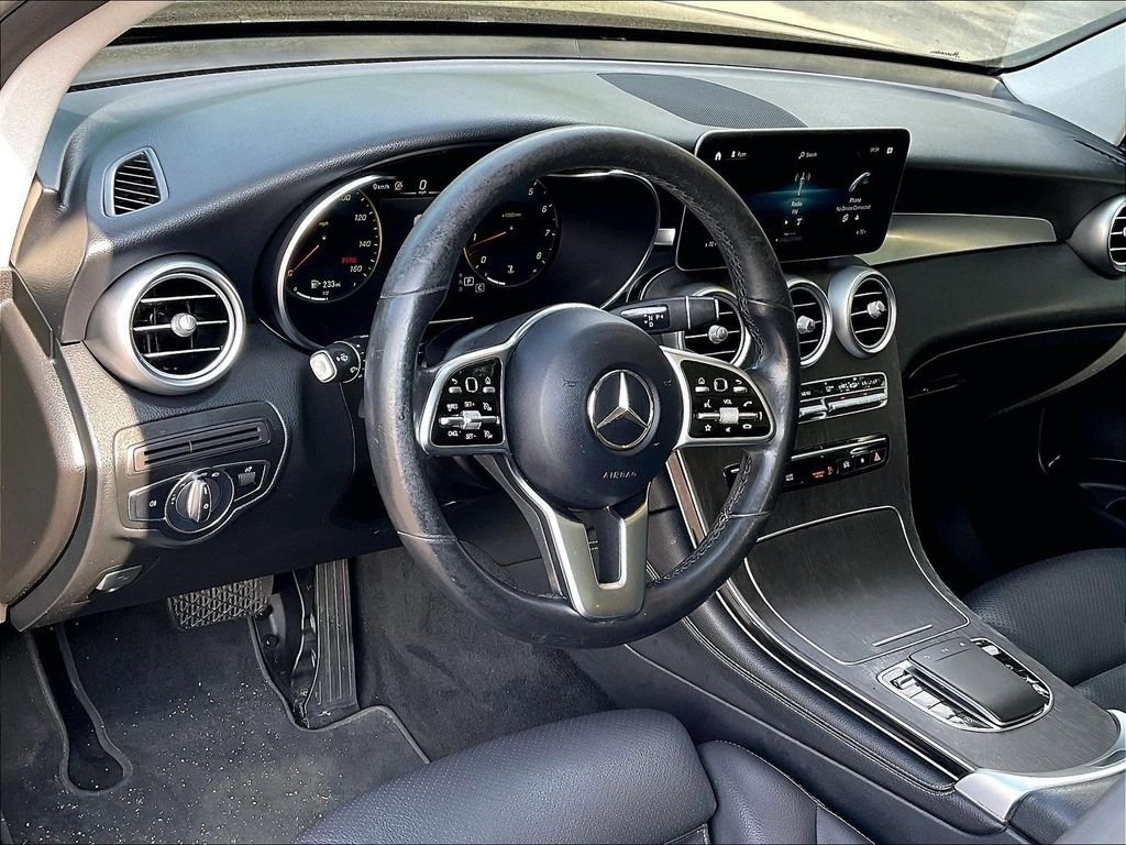 Used 2021 Gray Mercedes-Benz GLC 300 image 8