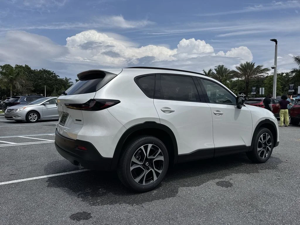 New 2026 Rhodium White Metallic Mazda 2.5 S Preferred AWD image 24