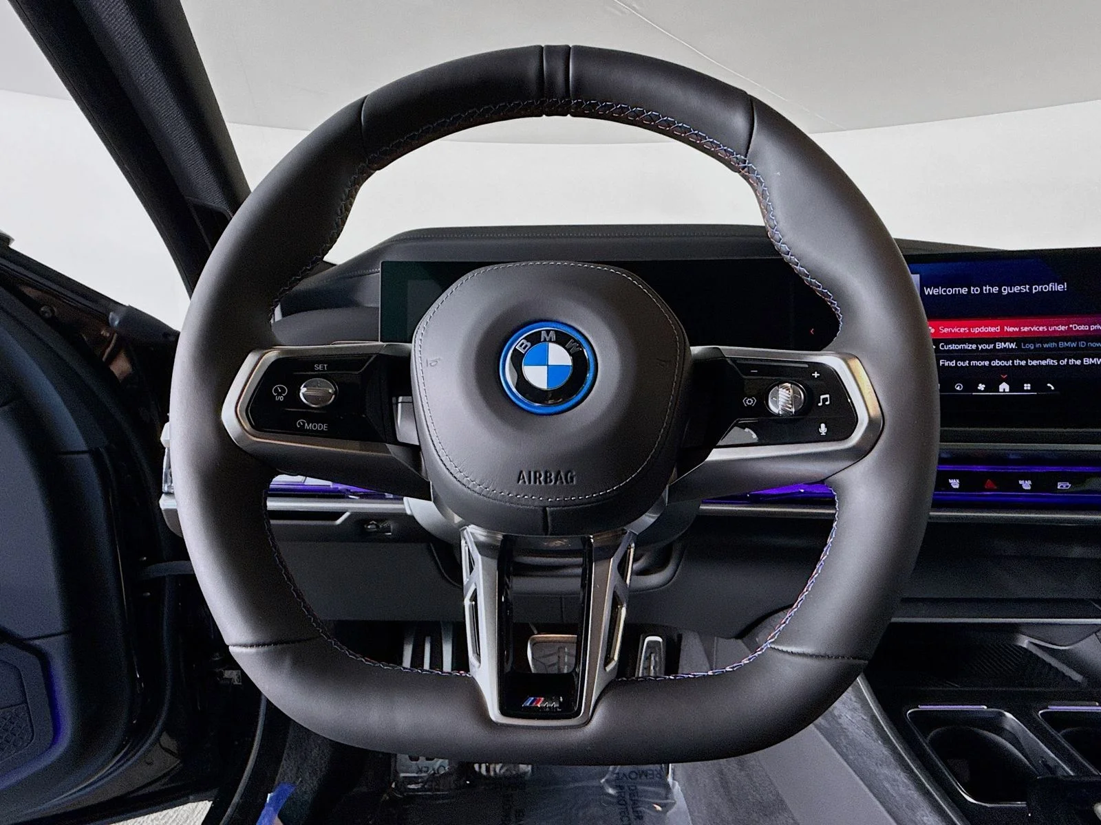 Used 2026 Black Sapphire Metallic BMW M70 image 11