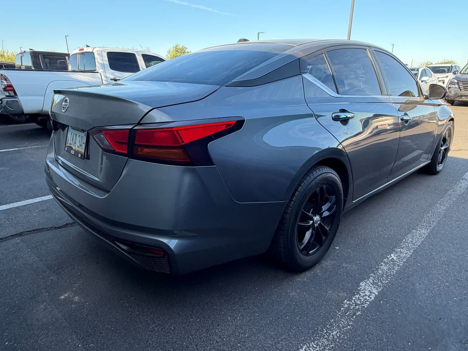 Used 2019 Gun Metallic Nissan 2.5 S image 4