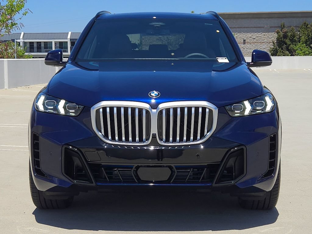 New 2026 Tanzanite Blue II Metallic BMW sDrive40i image 2