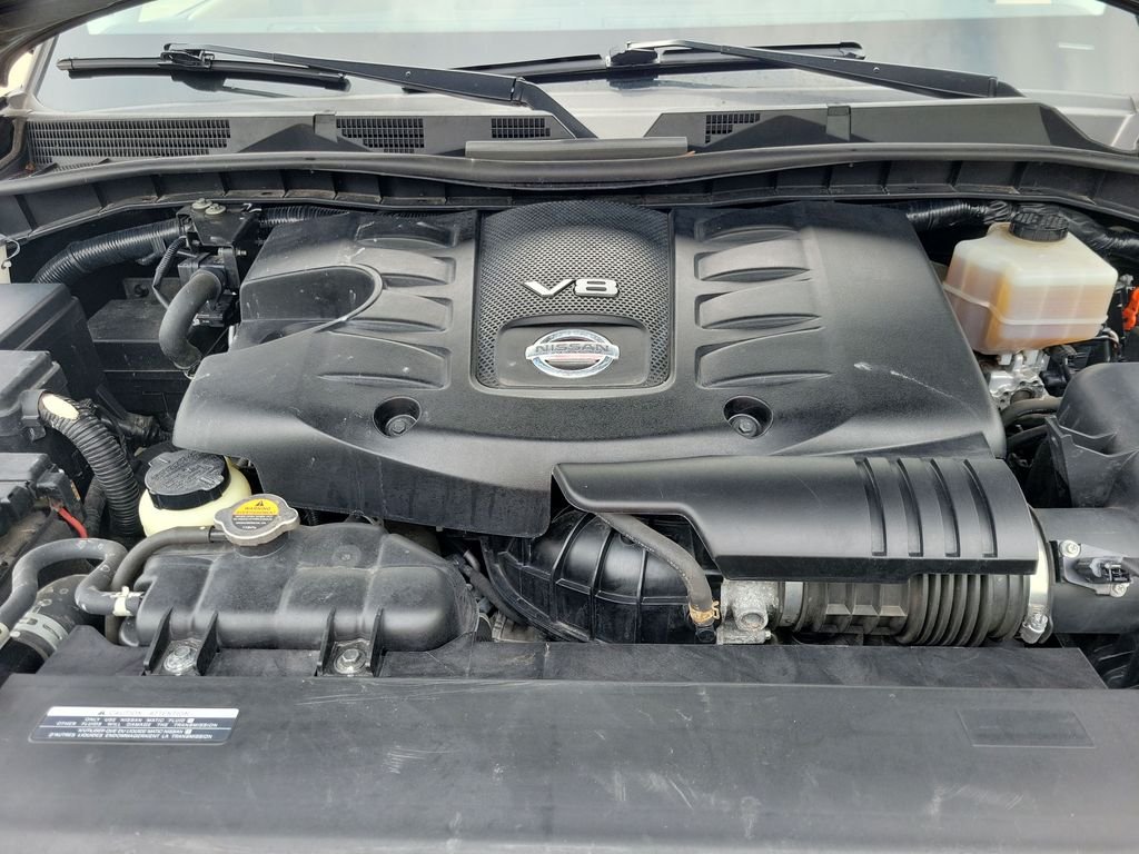 Used 2021 Black Nissan Platinum image 46