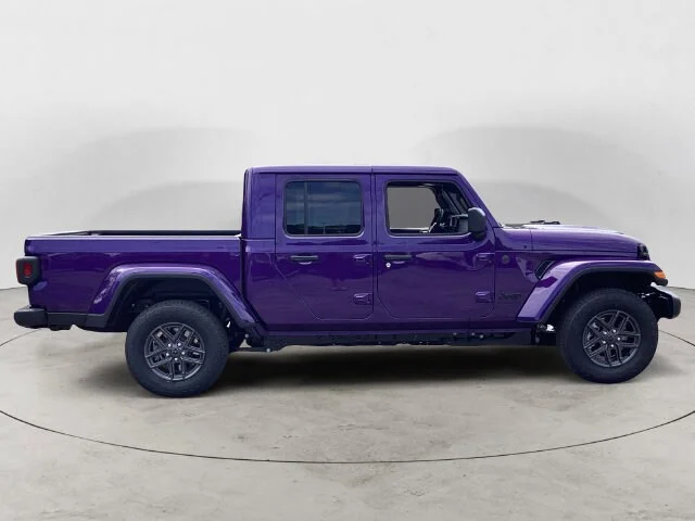 New 2026 Reign Jeep SPORT S 4X4 image 6
