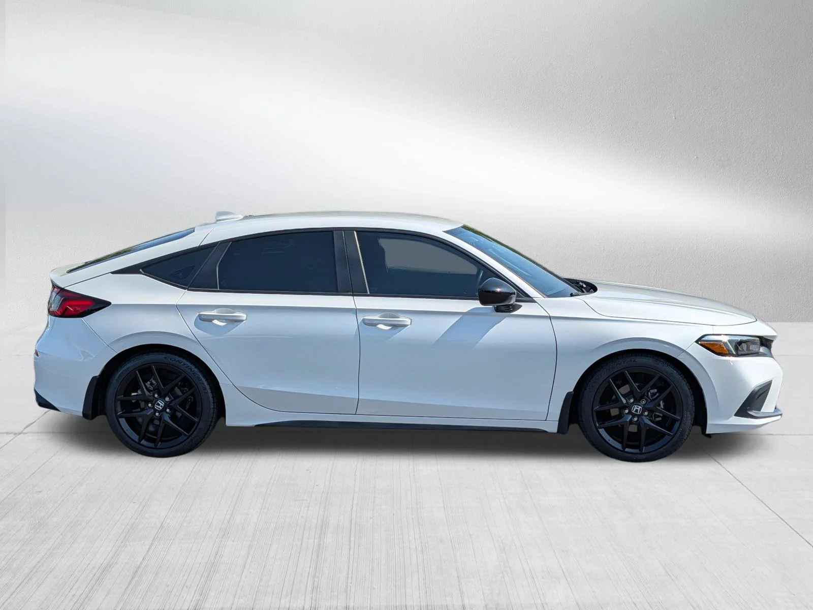 Used 2022 Platinum White Pearl Honda Sport image 8