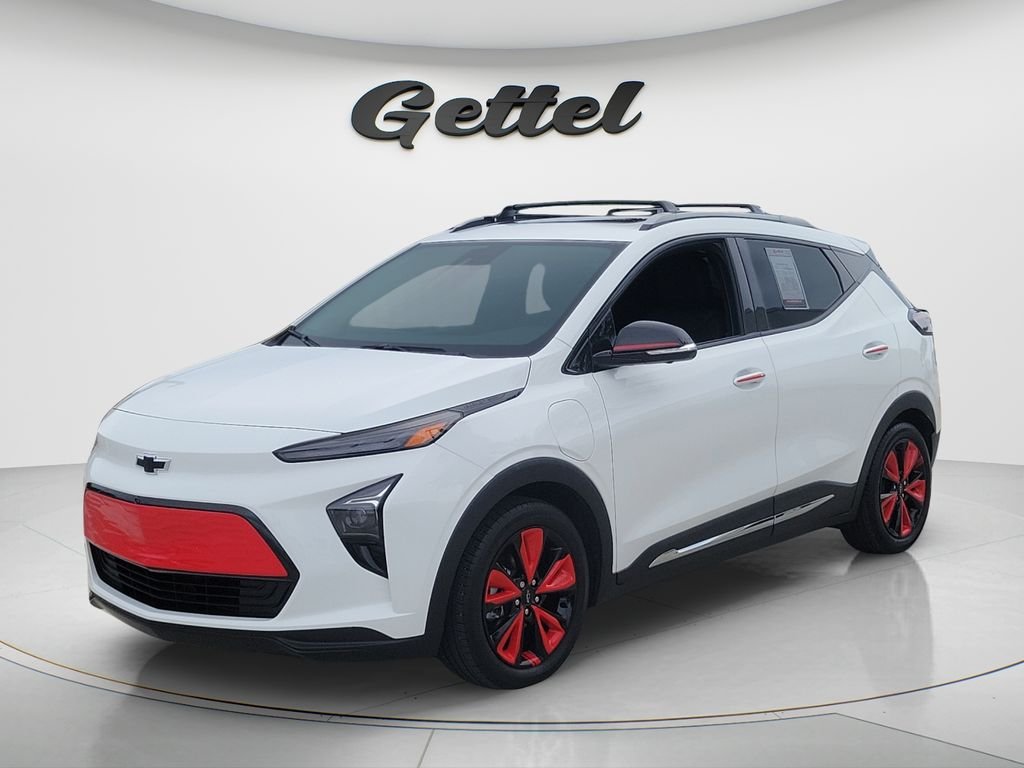 Used 2023 White Chevrolet Premier image 1