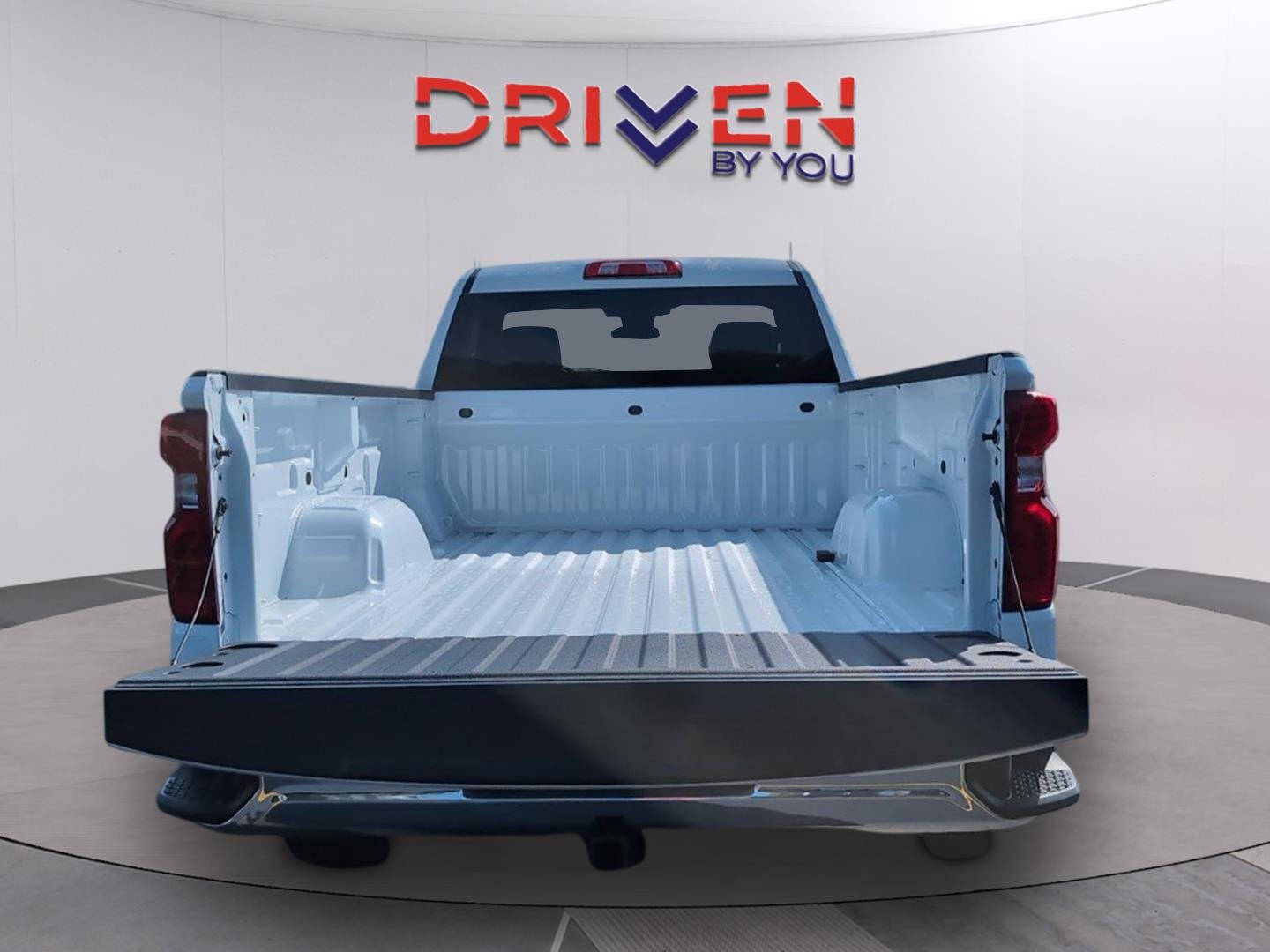 New 2026 Summit White Chevrolet WT image 21