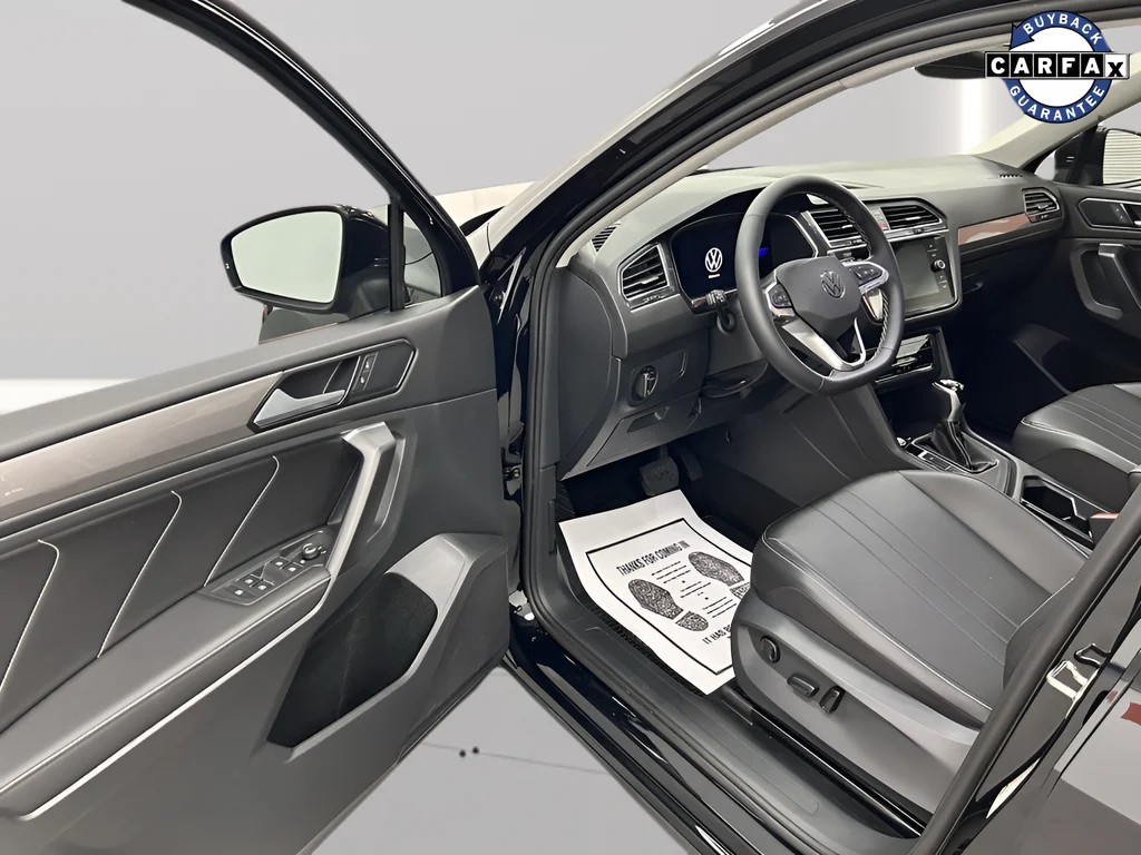 2022 Volkswagen Tiguan SE - Photo 20