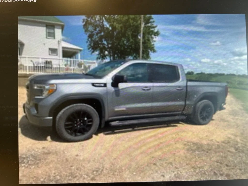 Certified Used 2022 Gray GMC Elevation image 4