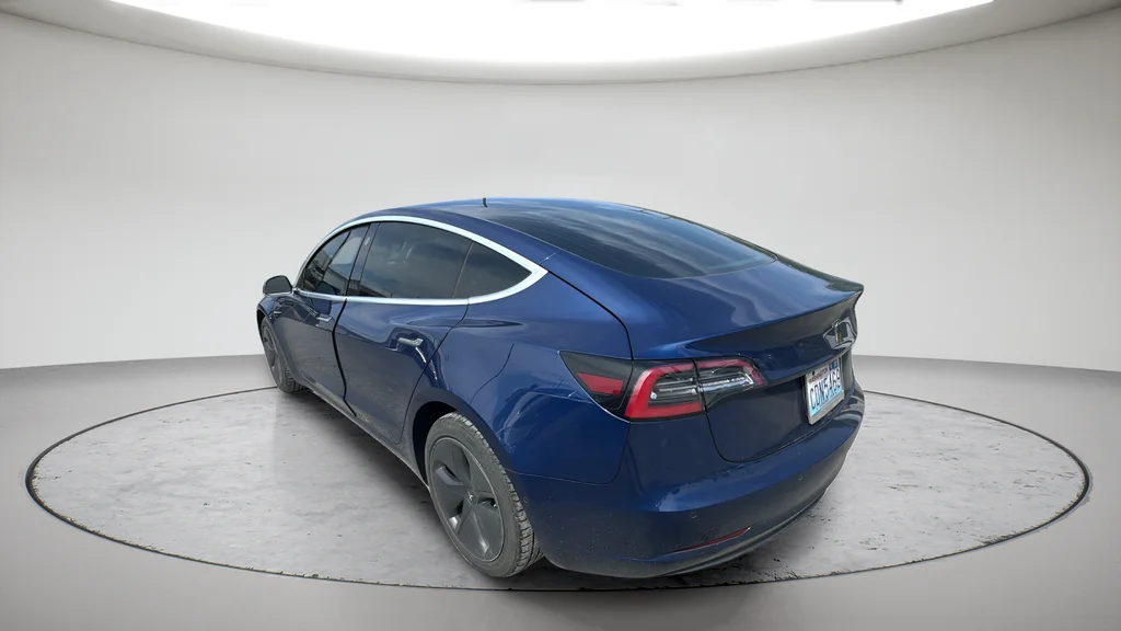 Used 2019 Blue Tesla Standard Range Plus image 6